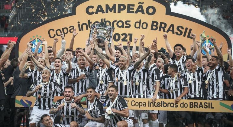 O campeão do Brasil em 2021. Tem um elenco milionário. Mas dívida bilionária. Vai virar SAF