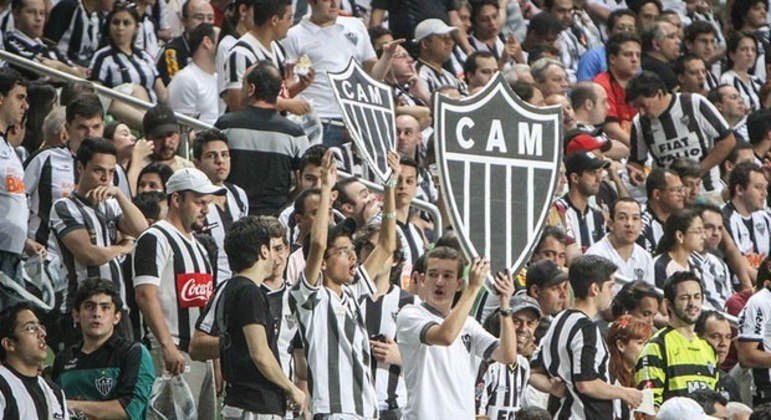 Flamengo encontrou no rival Atlético, um aliado. Público ...