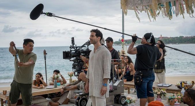 Foto de bastidores de gravação foi postada pelo diretor nas redes sociais