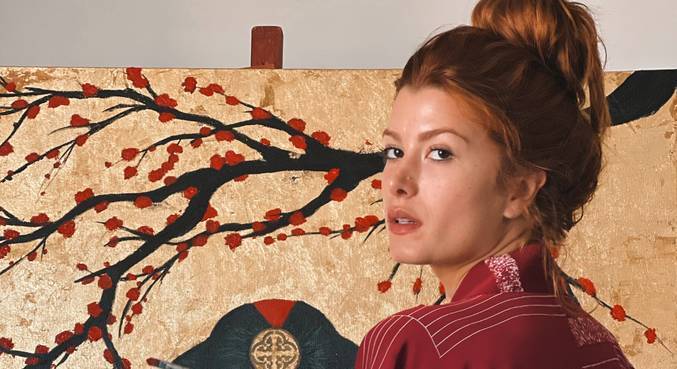 No ar em Reis, da Record TV, atriz Gabi Busich também é artista plástica