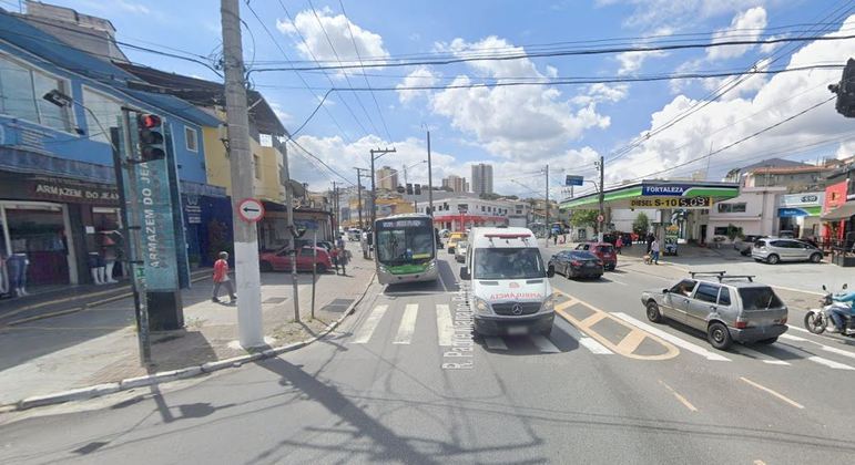 Homem em situação de rua morre após ser atropelado por carro de aplicativo em Pirituba
