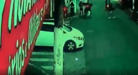 Rapaz atropela e mata garoto ao empinar moto em SP