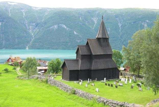 Atualmente, as stavkirker são uma atração turística popular na Noruega. Elas são um lembrete da rica história e cultura do país.