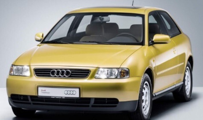 O Audi A3 foi lançado em 1999. Na Tabela Fipe, a versão 1.6 5p tem preço de R$ 17.230.
