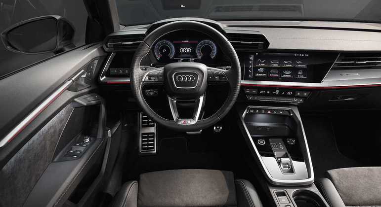 Modelo conta com Audi Sound System com 10 alto-falantes
