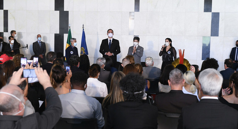 Audiência de artistas com o presidente do Senado, Rodrigo Pacheco (PSD-MG)
