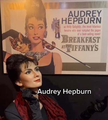 Audrey Hepburn, ao contrário, ficou mais bolachuda... 