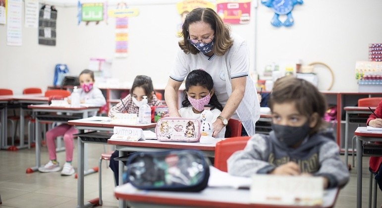 Mais de 1 milhão de alunos voltam às aulas na rede municipal de São Paulo