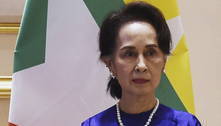 Líder de Mianmar Aung San Suu Kyi comparece à Justiça 