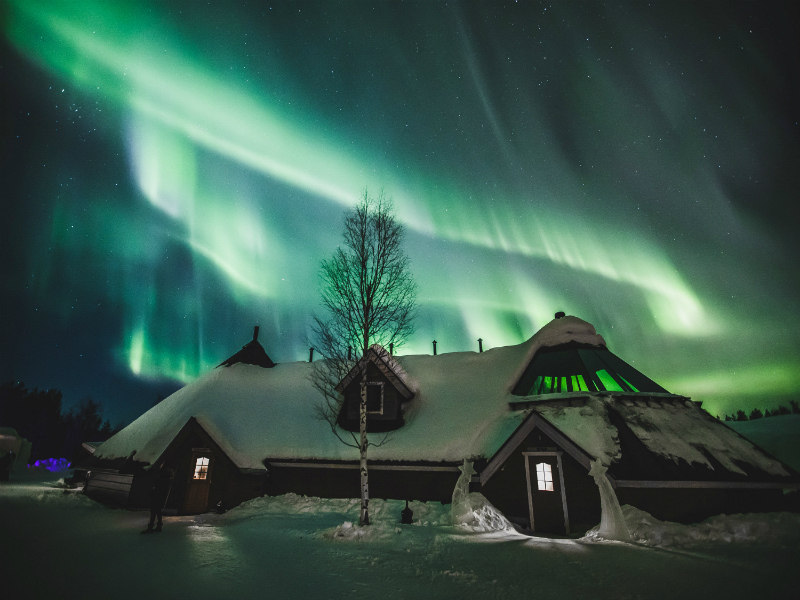 Aurora boreal: o que é esse fenômeno que ilumina o céu à noite