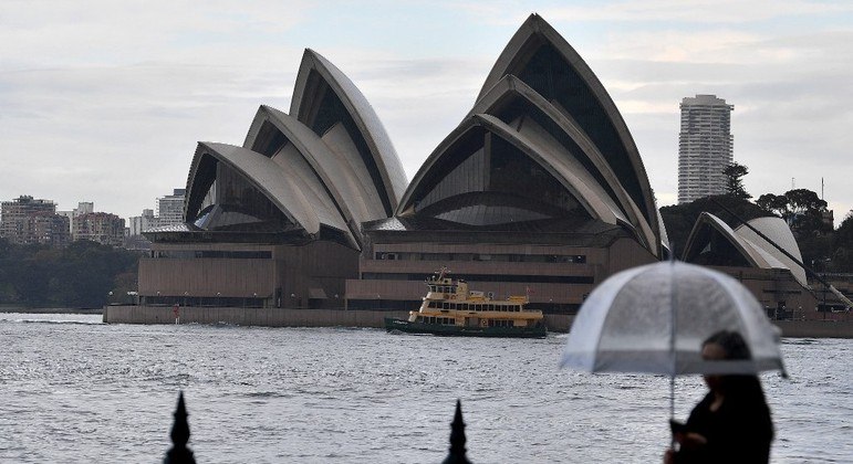 Austrália reduz número de viajantes autorizados a entrar no país