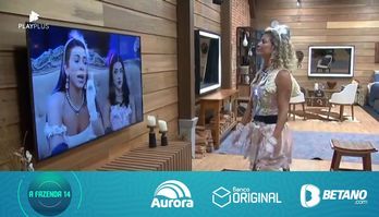 'Autoanálise zero', debocha Babi de Deolane falando dela (Reprodução/RecordTV)