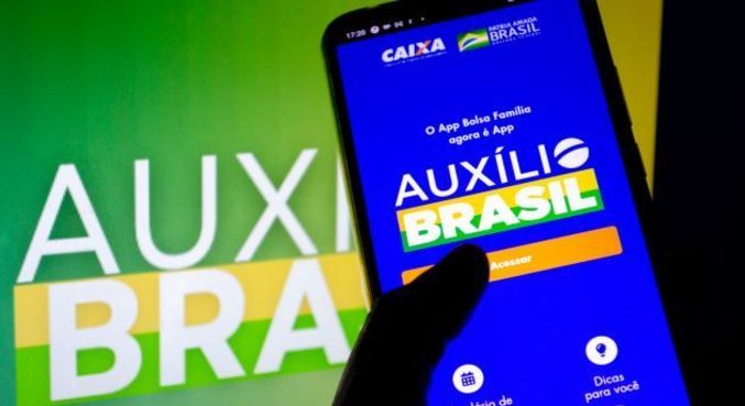 O Auxílio Brasil terá aumento de R$ 200 a partir de agosto