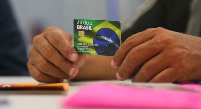 Pagamento do Auxílio Brasil será feito até o dia 23, de acordo com o número final do NIS