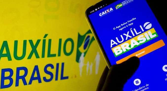 Auxílio Brasil terá liberação de crédito consignado