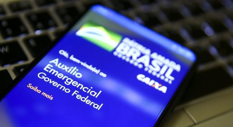 Auxílio emergencial é pago em conta digital que pode ser movimentada por aplicativo