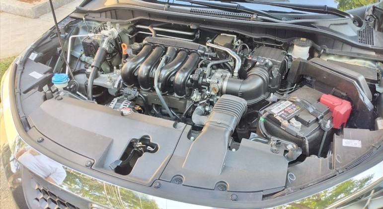 Motor tem 15,5 kgfm de torque com gasolina e 15,8 kgfm de torque com etanol sempre a 4.600 rpm para os dois combustíveis