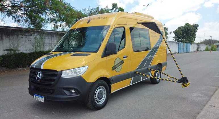 Controle de estabilidade mantém Sprinter no traçado com segurança