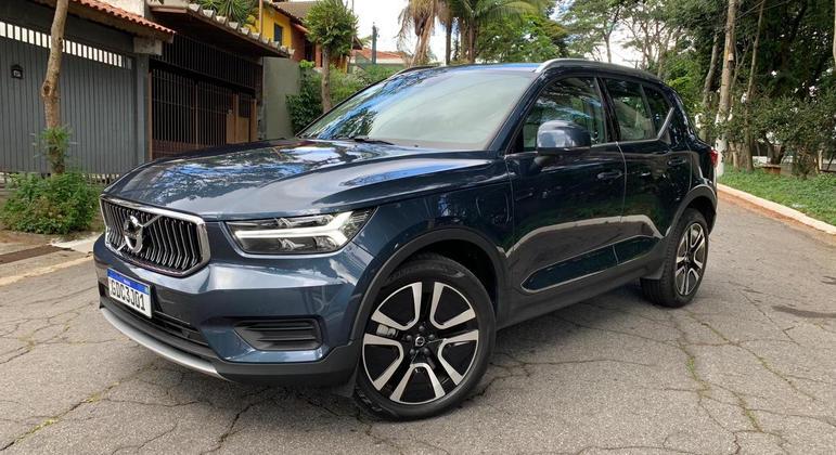 Volvo xc40 clearance recharge momentum