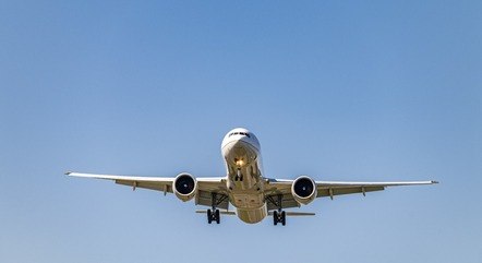 Avião partiu de Las Vegas, nos EUA, rumo a Montreal, no Canadá, em uma viagem de cinco horas