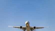 Passageiros são expulsos de voo após se recusarem a ficar em assentos sujos de vômito 
