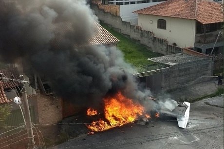 Moradores ajudaram a apagar fogo