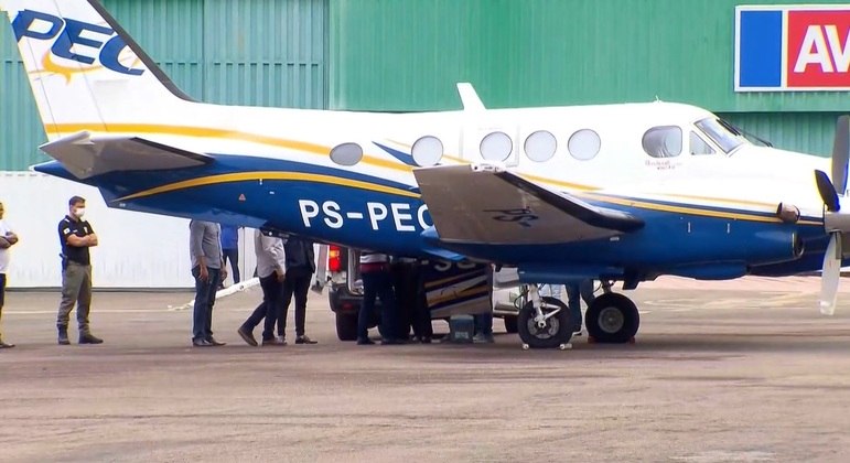 Avião deixou a cidade de Caratinga (MG) com os corpos por volta das 9h30