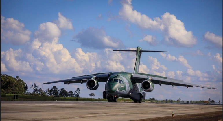 Avião cargueiro KC-390 foi usado em outras missões de resgate da FAB