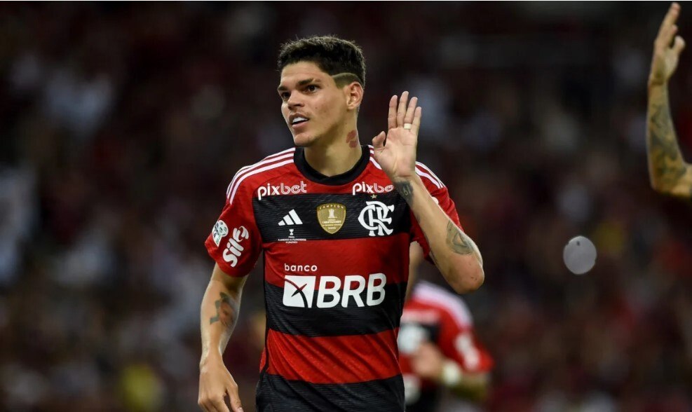 Debandada do Flamengo? Quatro jogadores negociam saída do Rubro-Negro -  Prisma - R7 Blog do Nicola