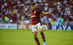 Ayrton Lucas durante a partida entre Flamengo e Goiás, pelo 7° rodada do Campeonato Brasileiro