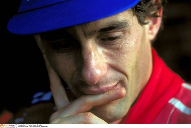 Há 25 anos o Brasil perdia um de seus maiores ídolos e a Fórmula 1 perdia um de seus ícones. Em 1º de maio de 1994, Ayrton Senna sofreu o acidente fatal no Circuito de Ímola, em San Marino, na Itália, deixando um rastro de saudades e um legado nunca mais igualado. Até hoje, a principal categoria do automobilismo mundial busca um novo Senna