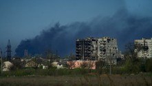 Rússia anuncia cessar-fogo para retirar civis de fábrica em Mariupol