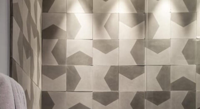 Azulejo para banheiro cinza Projeto de AMC Arquitetura