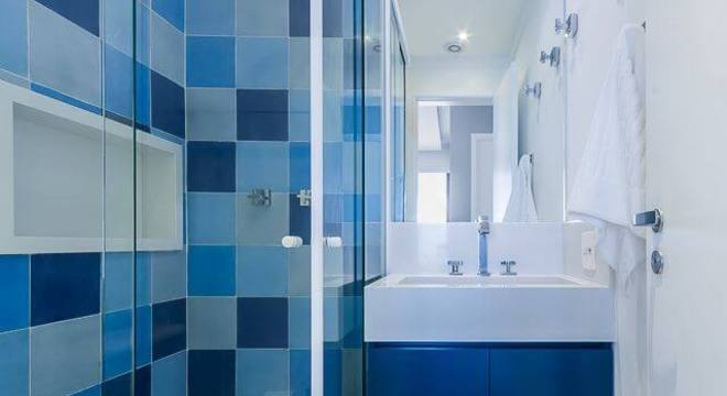 Azulejo para banheiro no box Projeto de Duda Senna