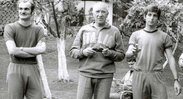 Sandro Mazzolla, Valcareggi e Gianni Rivera, um dia antes da final de 70