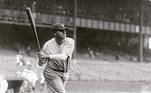 8- Anel de campeão do World Series de Babe RuthOutro item da coleção de Babe Ruth, seu anel de campeão do World Series é também um item de imenso valor no mercado dos colecionadores de artigos esportivos. O item foi arrematado por 2,1 milhões de dólares, cerca de R$ 10,7 milhões