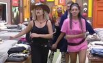 Babi ensinou aos amigos uma coreografia de seus tempos de paquita e eles arrasaram na performance, transformando o quarto da sede num verdadeiro palco! 
