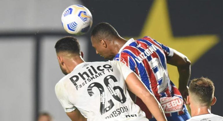 Bahia - Depois dos quatro gols diante do Fortaleza, Rodallega atuou com bastante confiança e deu trabalho ao Santos, especialmente no primeiro tempo. Já o estreante Isnaldo tomou cartão amarelo cedo e errou quase tudo que tentou.  