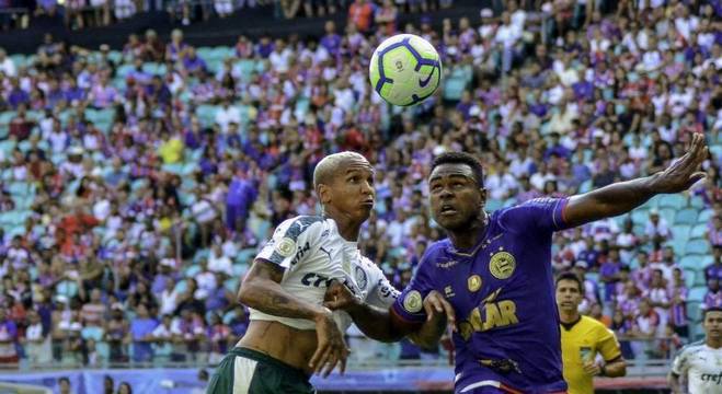 Palmeiras e Bahia empatam por 1 a 1 na Arena Fonte Nova