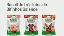 Empresa recolhe mais duas linhas de petiscos pet após constatar contaminação 