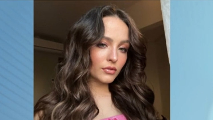 Ao longo dos anos, a atriz construiu um patrimônio milionário, com mais de 80 produtos licenciados. Larissa está em nono lugar na lista dos dez famosos mais bem pagos no mundo. Ficando na frente da cantora Dua Lipa