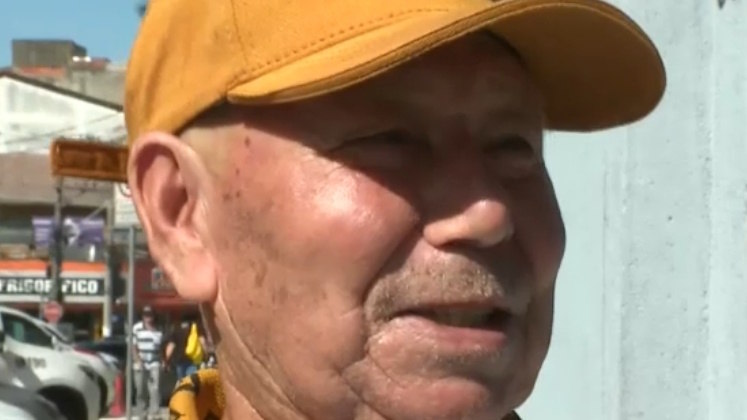 Rosalino contou que foi na agência bancária buscar o dinheiro da aposentadoria e encontrou o homem no meio do trajeto. O idoso havia acabado de retirar seu benefício do banco e também estava com a senha escrita em um papel