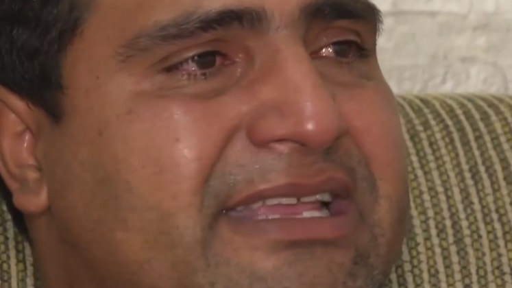 Caio ficou sozinho com o irmão por uma hora enquanto os pais saíram para trabalhar e quando os pais voltaram para casa, perceberam que o menino tinha desaparecido.