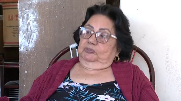 Sem notícias, Dona Maria está sofrendo. A aposentada de 80 anos não faz ideia do que aconteceu com o filho. 