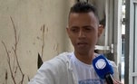 Ricardo, amigo que morava com Clayton, disse que o primeiro tiro seria nele, e por sorte está vivo. 'Ele foi atirar em mim e a arma falhou. Aí eu tentei segurar o revólver dele, mas os dois vieram para cima de mim, e eu caí perto do portão. Eu saí desesperado e gritando. E ele fechou o portão e ficaram os três dentro da casa [Clayton, Gilson e o atirador]', relatou o homem. 