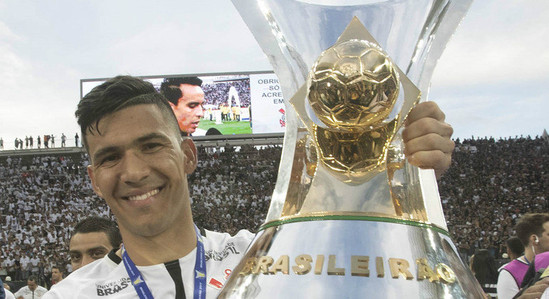 Em três anos, Balbuena foi bicampeão paulista. E campeão brasileiro pelo Corinthians

