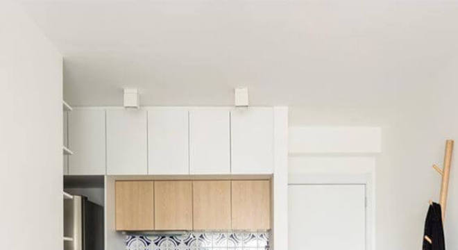 Balcão de madeira para cozinha moderna