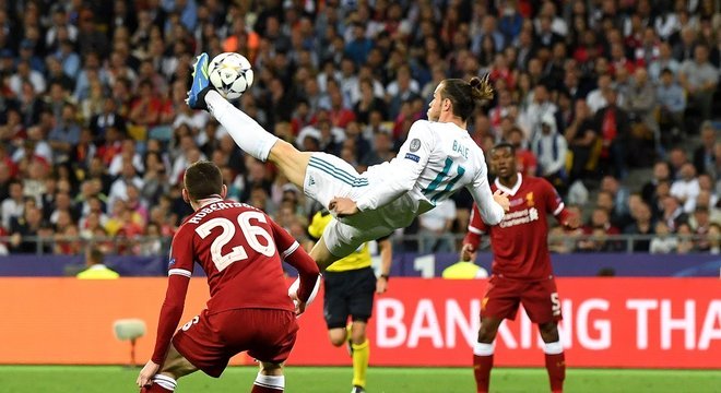 O gol espetacular de Bale. Bicicleta incrível que surpreendeu a todos