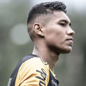 Balieiro não esteve no último jogo por causa de morte da avó