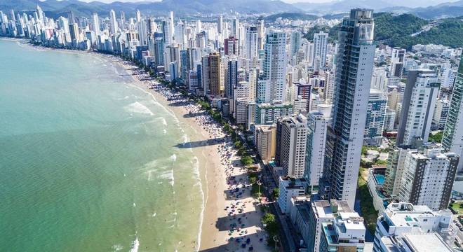 Apartamento de 65 m² no Brasil sai por, em média, R$ 466 mil